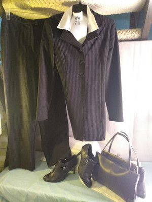 Vintage Will Smith Ladies Suit And Accessories
