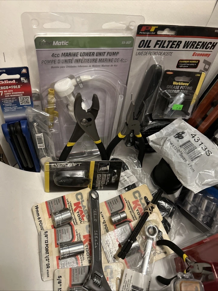 NEW Tool Lot Auction, Various New Hand Tools, And Other Handy Items For Auction - Image 2 of 4