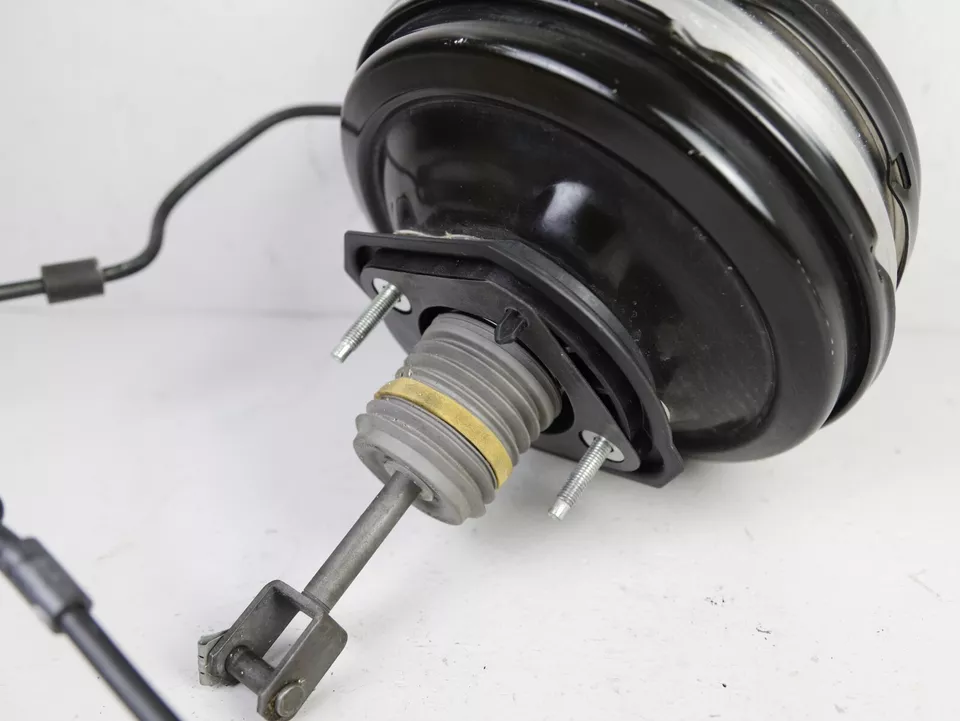 BMW F10 F11 F06 F12 F13 FRENO REFUERZO CILINDRO MAESTRO FABRICANTE DE EQUIPOS ORIGINALES 2012-2018 🚗 Foto 4 de 4