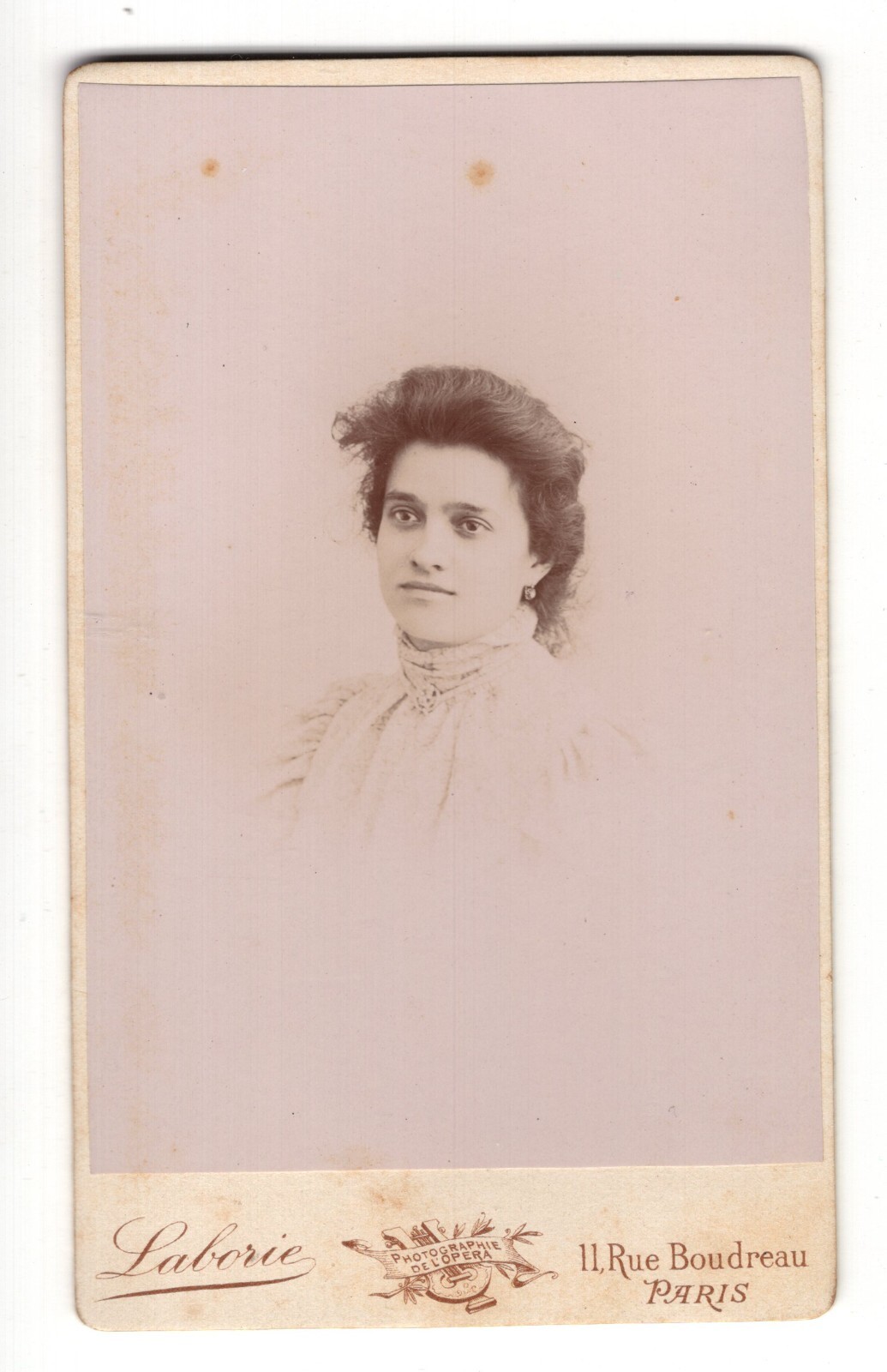 CIRCA 1890s CDV LABORIE  GORGEOUS YOUNG LADY IN FANCY DRESS PARIS FRANCE