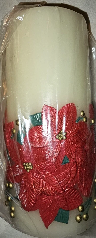 QVC Holly Wax Flameless Christmas Holiday Candle 4" X 8" Battery Operated - New - Image 3 of 4