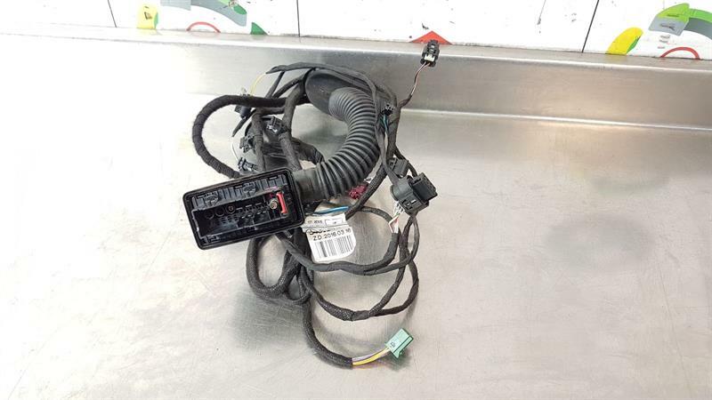 MERCEDES BENZ E-class Passenger Side Front Left Door Wiring Loom  