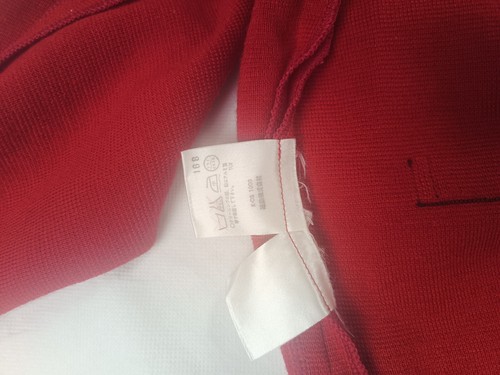 YVES SAINT LAURENT RED WOOL LONG SLEEVE GOLD BUTTON Size M - Picture 13 of 13