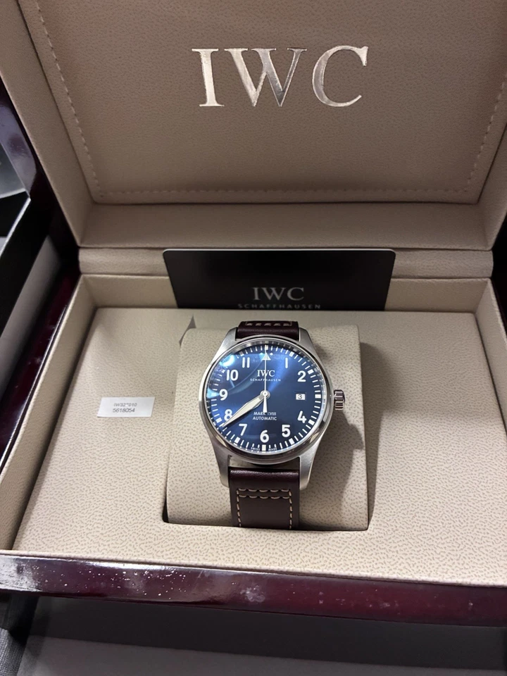 IWC Pilot's Watch Men's Black Watch with Brown Strap - IW325311 - Image 3 of 4