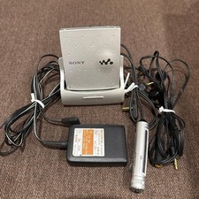 SONY MZ-E909 Portable Mini Disc Player with Charging Stand and Remote