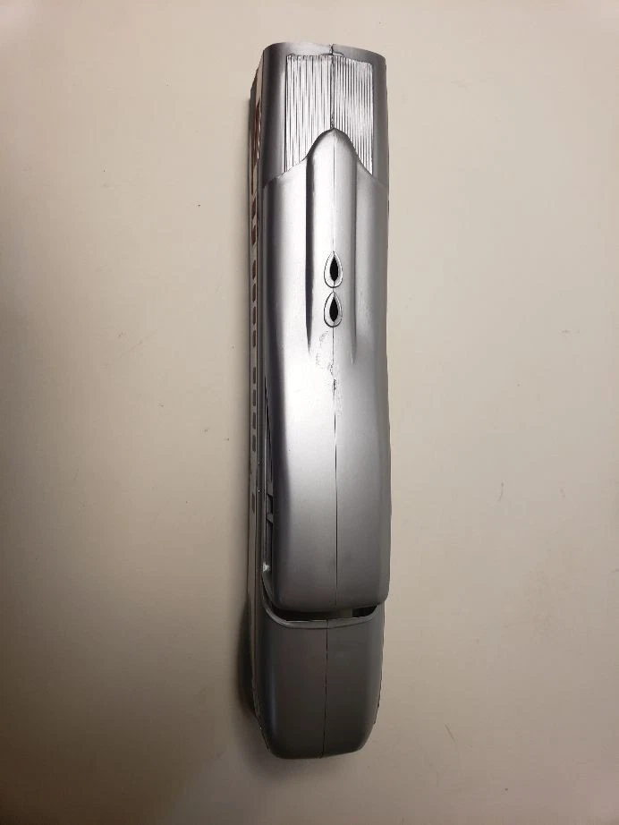 Bowser Aerotrain diesel locomotive HO EMD GM-T1 shell Varney - Image 3 of 4