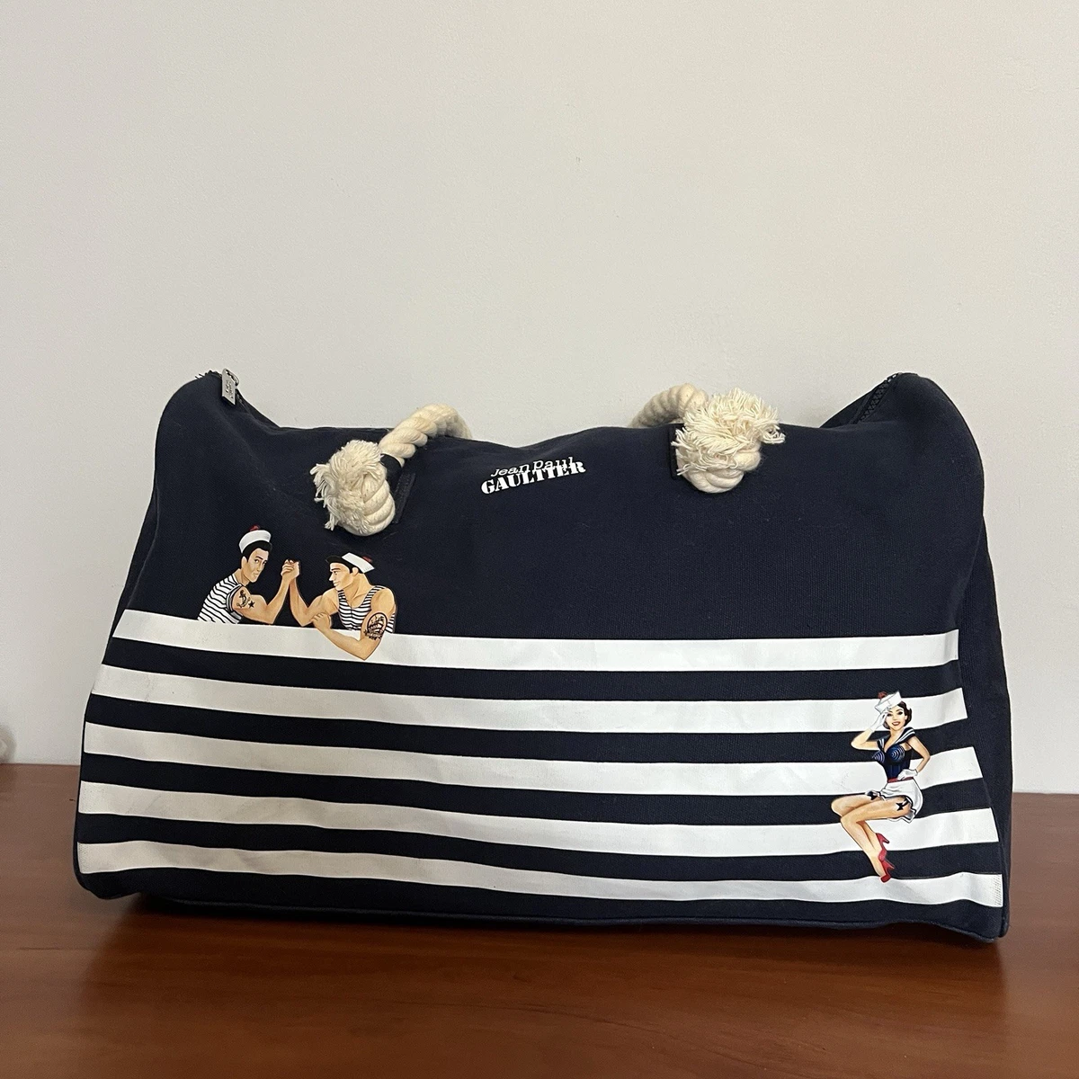 バッグ Jean Paul Gaultier Travel Print Hand Bag Preços baixos em Jean Paul Gaultier Sacolas de Viagem para Homens