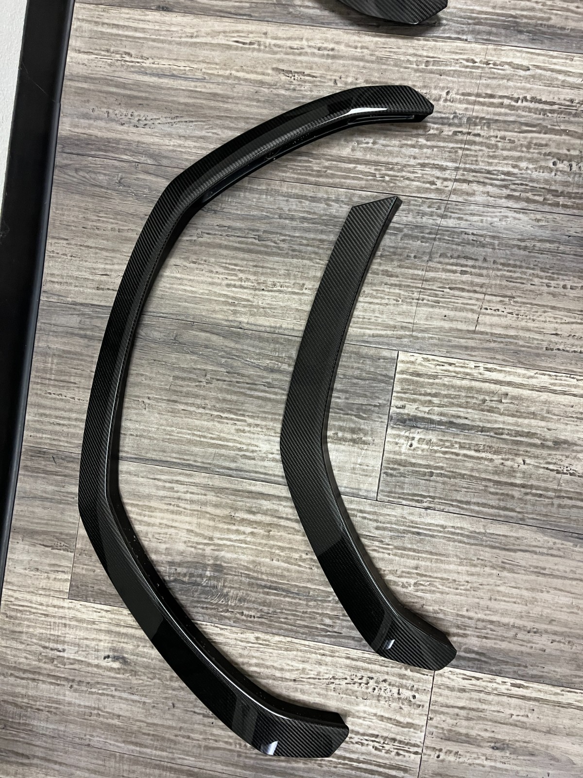 OEM Lamborghini Urus Performante Exposed Carbon Fender Wheel Arch set