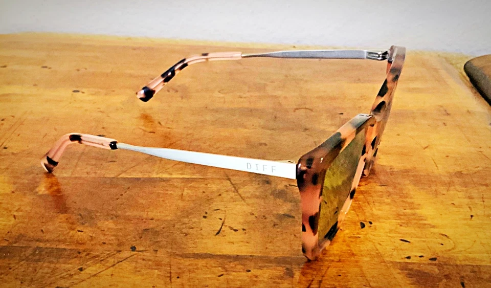 Gafas de sol DIFF Mirror Becky II HM-TF30P rosa tortuga Foto 3 de 4