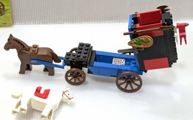 LEGO System Castle Dark Forest Fortress 6079 In 1996 Used Retired Comp W/Manual