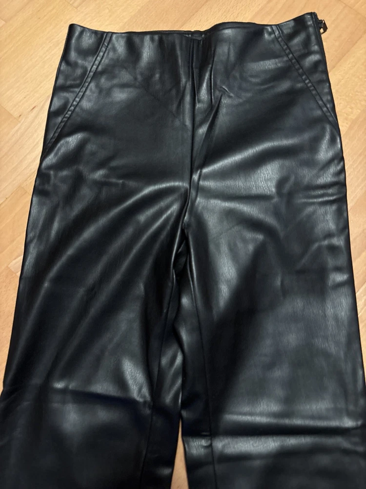 Kunstlederhose, innen angeraut, Zara, Größe XS,wurde nur 1x getragen