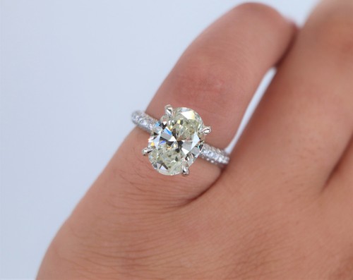 $65,000 HRD 18k White Gold L SI2 4.19ct Oval Diamond Pave Set Engagement Ring 5 - Bild 4 von 10