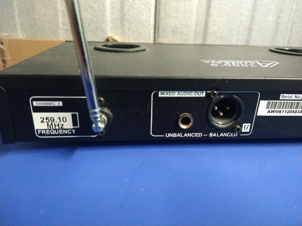 Audio2000S AWR6112 Profressional Wireless Microphone Charging System/Receiver - Image 4 of 4