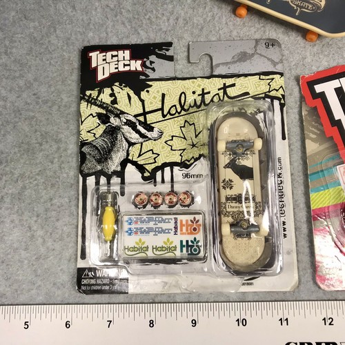 Tech Deck 2-Set Habitat Danny Garcia/ Girl Skateboard Pro Model Fingerboard 96mm - Picture 2 of 12