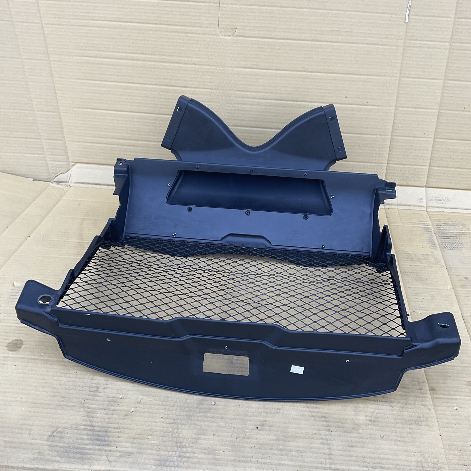 2014-2021 Maserati Quattroporte Front Engine Radiator Air Duct Support Shroud