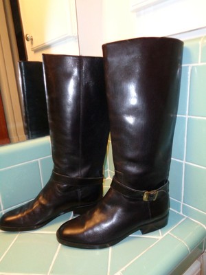 etienne aigner black boots