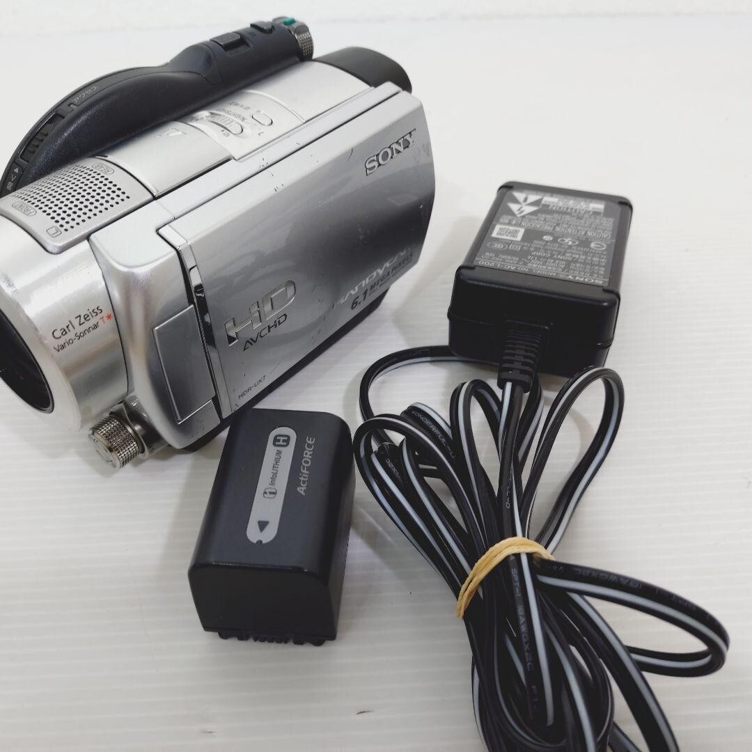 SONY HDR-UX7 Handycam Digital HD Video Camera Recorder 10x SONY HDR-UX7 Handycam Digital HD Video Camera Recorder 10x