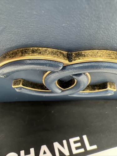 Chanel Blue Coco Curve Vanity Case Crossbody bag Handle - Picture 19 of 24