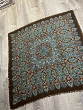 Cashmere Wool Blend Scarf Parsley Fringed  44”X44” EUC