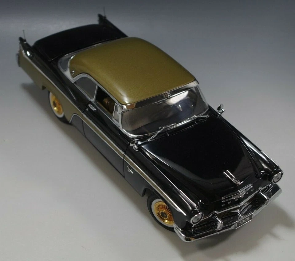 DANBYRY COMO NUEVO 1956 DESOTO AVENTURER COCHE NEGRO/DORADO ESCALA 1:24 FUNDIDO A PRESIÓN SIN USAR, EN CAJA----- Foto 3 de 4