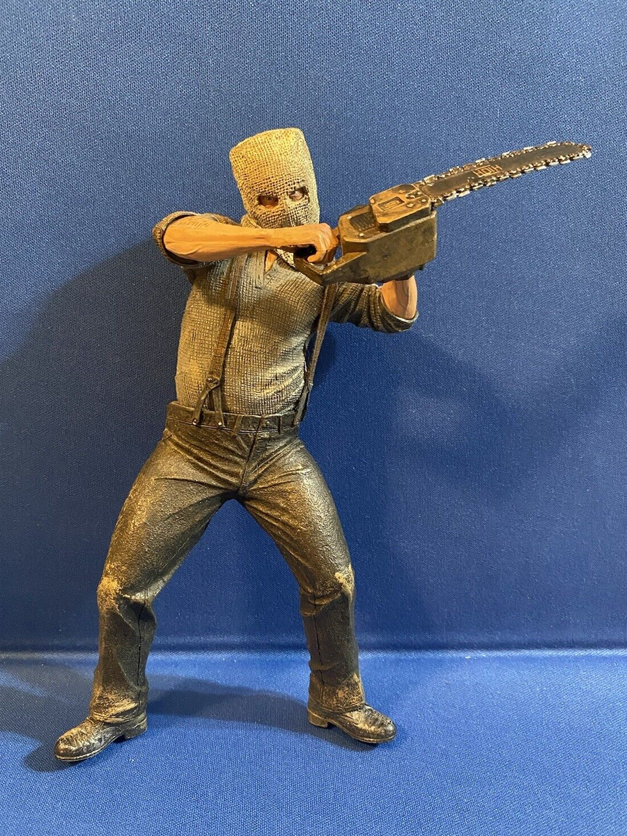 NECA 2006 RESIDENT EVIL 4 SERIES 1 CHAINSAW GANADO ACTION FIGURE