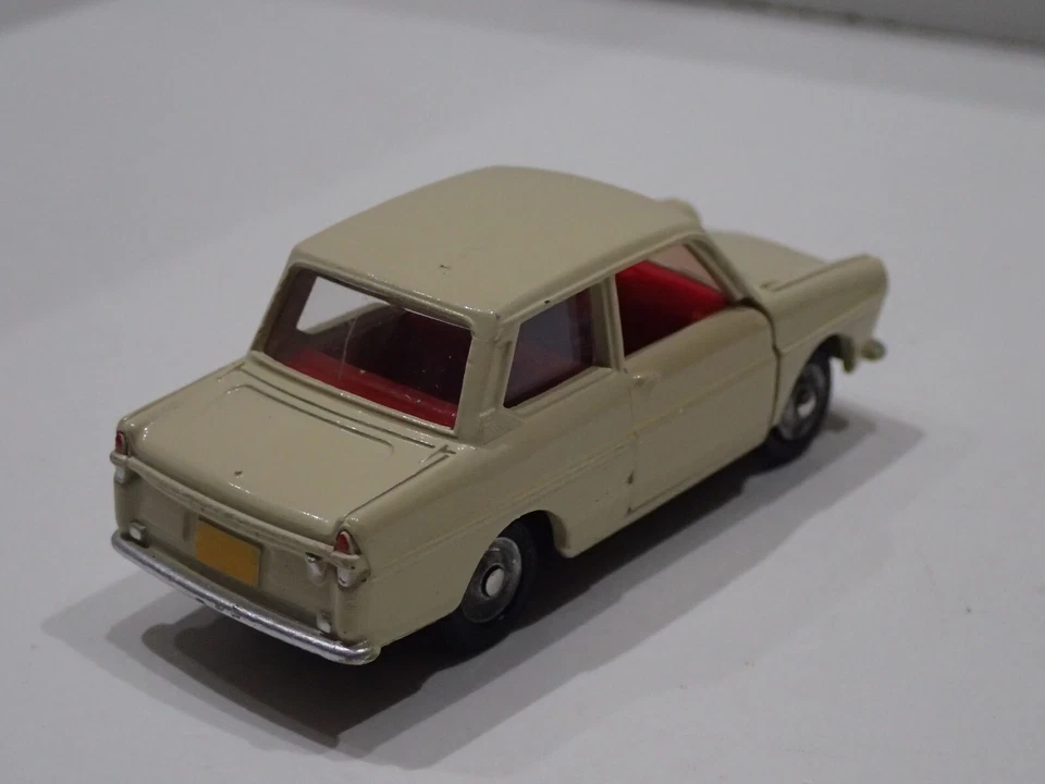 DINKY TOYS 508 DAF 33 SCALA 1:43 CONDIZIONI QUASI PARI AL NUOVO (3) - Immagine 3 di 4