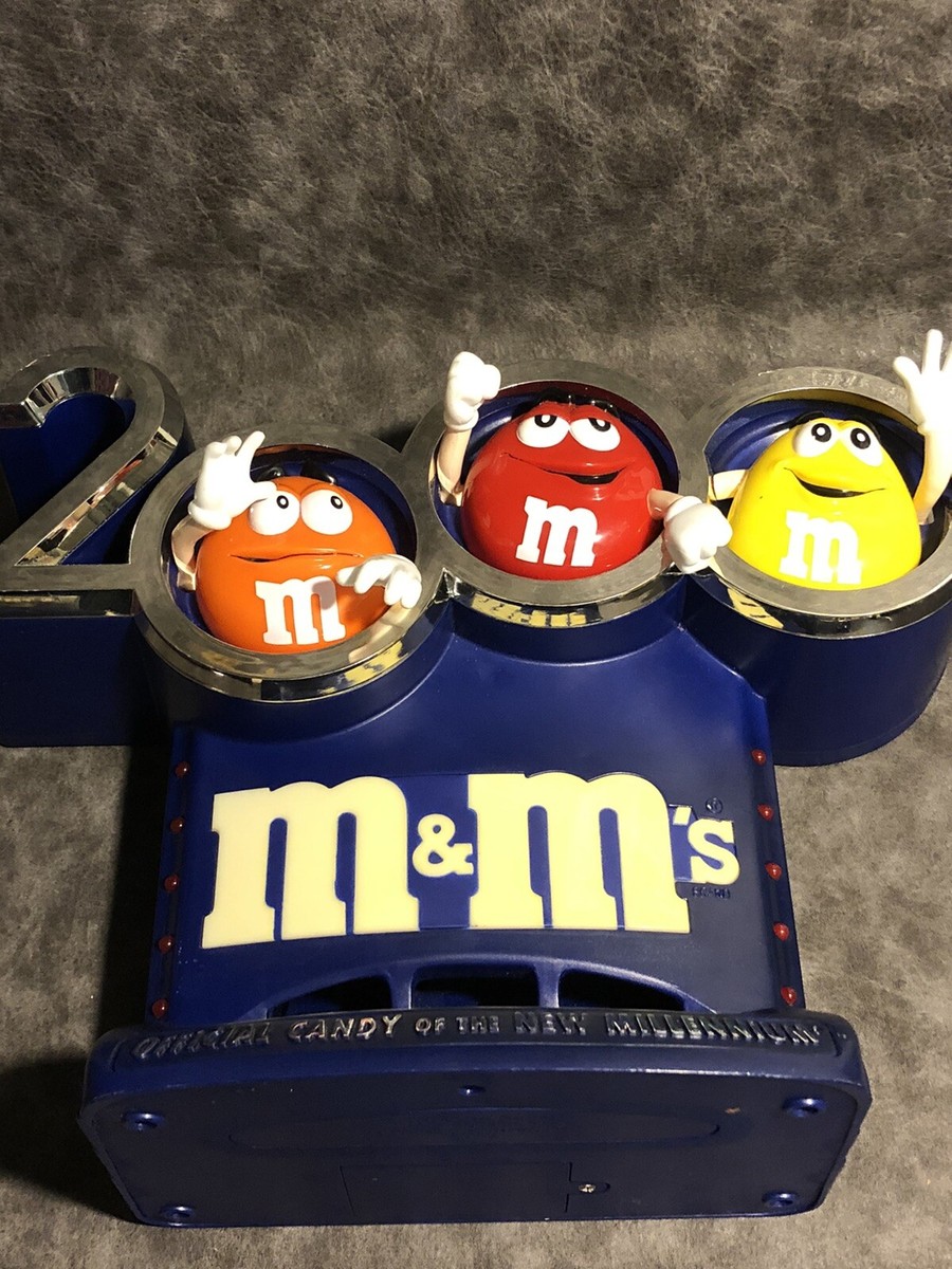 光る 2000年限定ミレニアムM&M'sエムアンドエムズキャンディディスペンサー M&M Millennium 2000 Candy Dispenser Special Edition | eBay