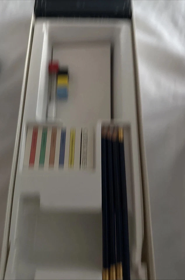 Pictionary 1985 primera edición juego Charades completo en muy buen estado Foto 3 de 4