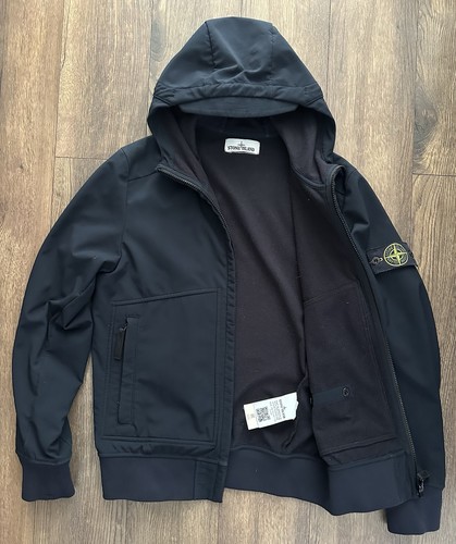 Stone Island Navy Soft Shell-R Zip Up Jacket Mint Condition Authentic Small - Picture 2 of 11