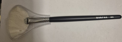 Morphe M310 Fan Brush Black White Makeup Brush