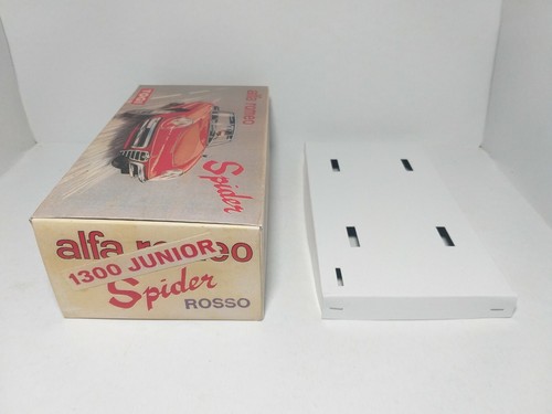TOGI 1/23 SOLO REPROBOX per ALFA ROMEO DUETTO SPYDER 1300 JUNIOR con istruzioni - Foto 3 di 4