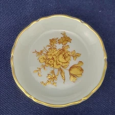 Vintage Porcelaine Limoges Plate with Gold Roses & Gold Border - France 4.5"