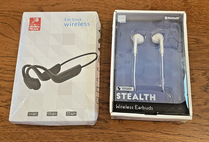 NWT Set of 2 - Wireless Ear Hooks and Stealth Wireless Earbuds