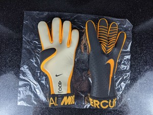 nike goalkeeper touch elite review