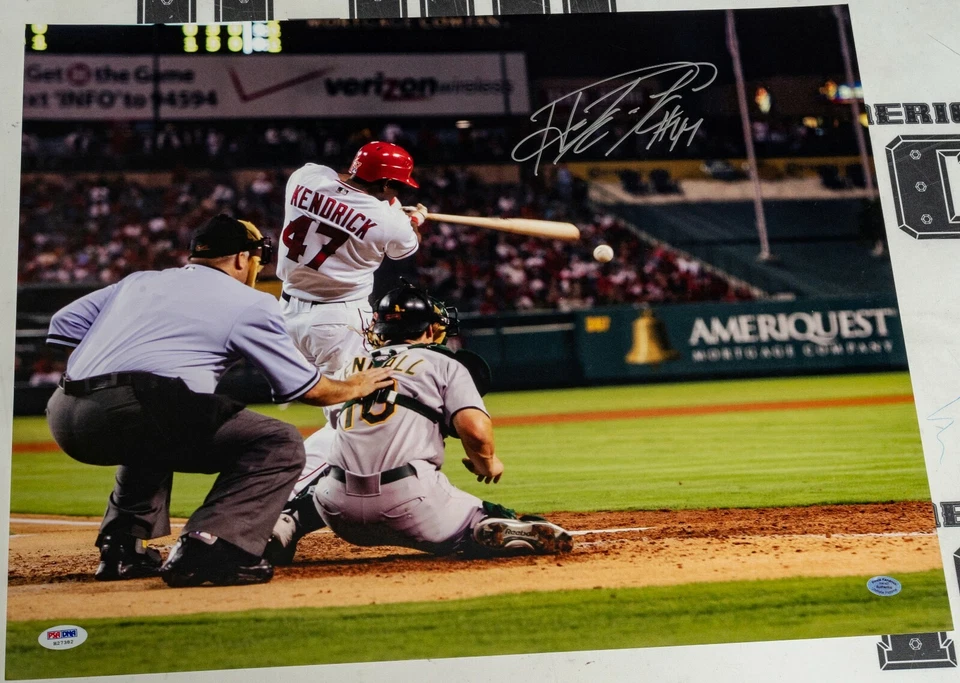 Howie Kendrick Signed Angels Baseball 16x20 Photo PSA/DNA COA Autograph Picture - Image 3 of 4