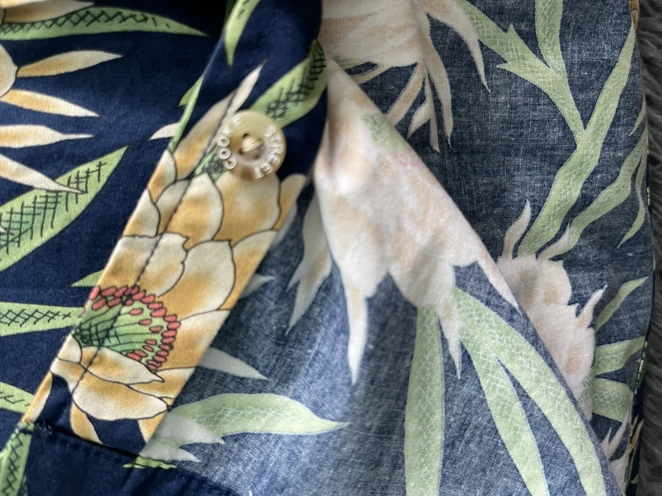 Men's Size 2XL COOKE STREET Honolulu Blue Floral Hawaiian Dress Shirt - Image 2 of 4