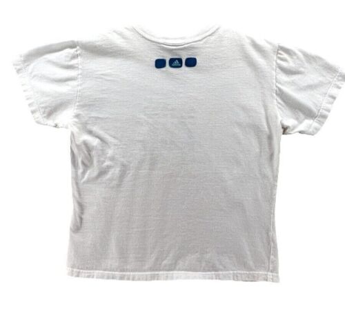 Camiseta corta blanca mediana vintage Adidas con gráfico de logotipo azul y marca icónica - Imagen 3 de 9