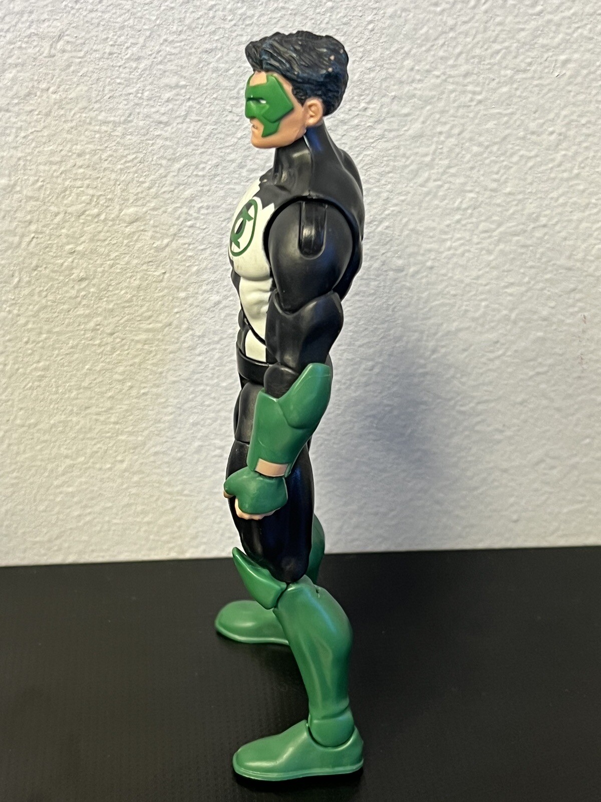 DC Universe Classics Kyle Rayner Green Lantern Figure Loose