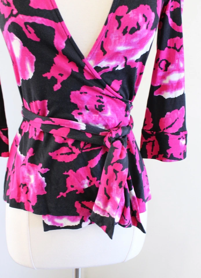 Blusa Top Diane Von Furstenberg Jill Negra Rosa Seda Jersey Floral Envolvente Talla 2 Foto 3 de 4