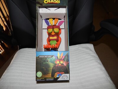 TIKI DESIGN CRASH BANDICOOT AKU AKU REMOTE GAMING CONTROL HOLDER NEW CABLE GUYS