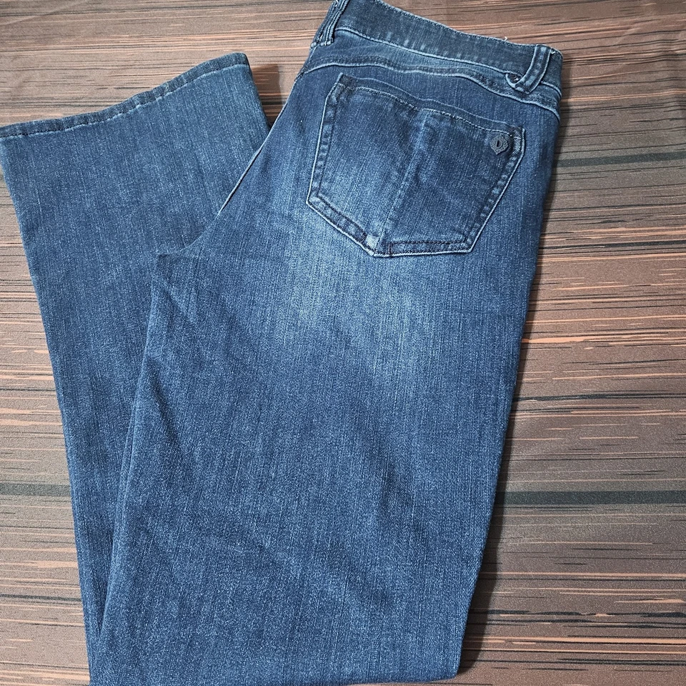 Democracy Ab Solution Straight Leg Artisanal Denim  32x32 Jeans Mid Rise 10 Blue - Image 4 of 4