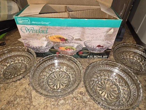 Anchor Hocking Wexford VINTAGE Berry Fruit Bowl Set of 4 Clear Cut Glass 5.25”