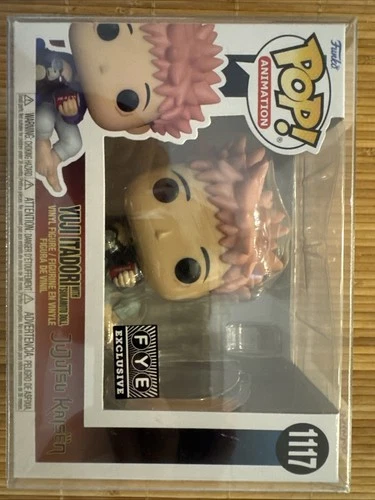 Funko Pop! Jujutsu Kaisen: Yuji Itadori With Tsukamoto Doll #1117 - w/ Protector
