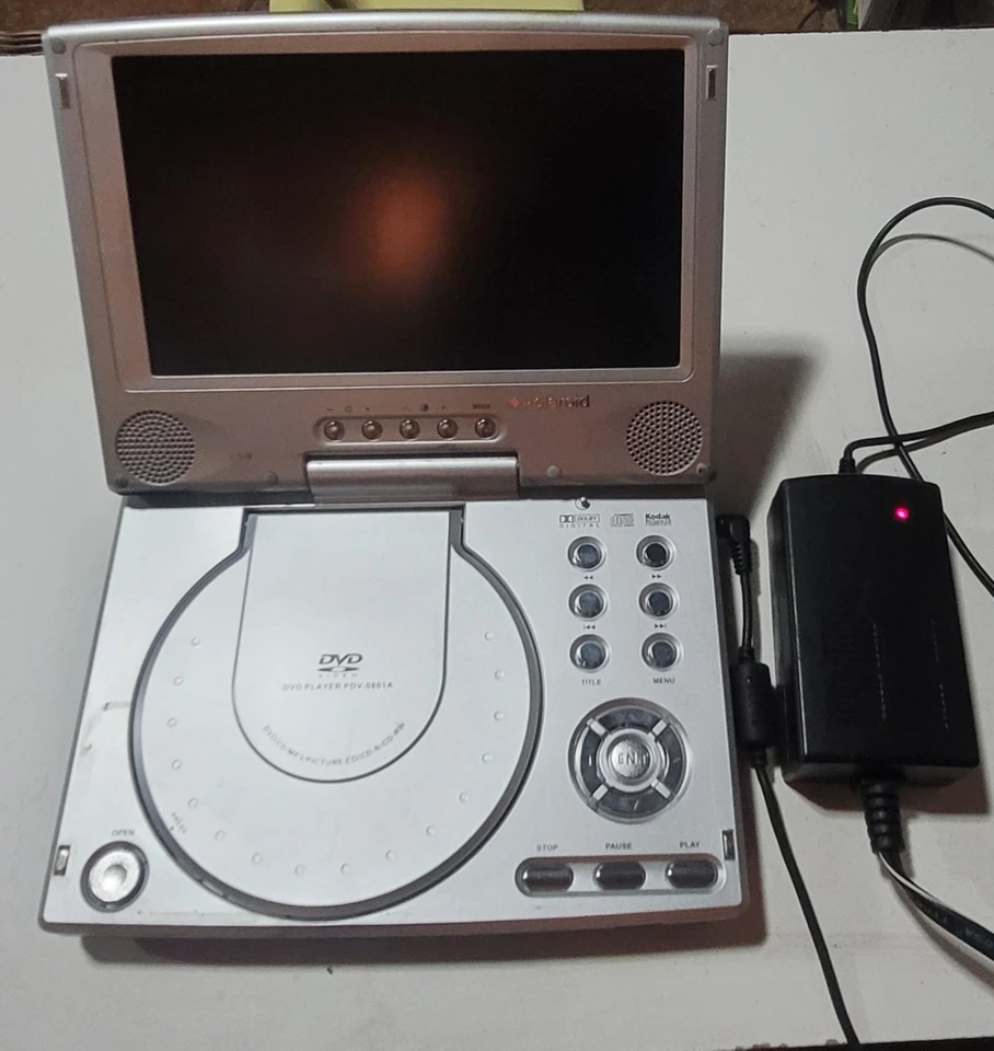 DVD player portátil Polaroid PDV-0801A – liga, sem leitura de disco – para peças - Imagem 4 de 4