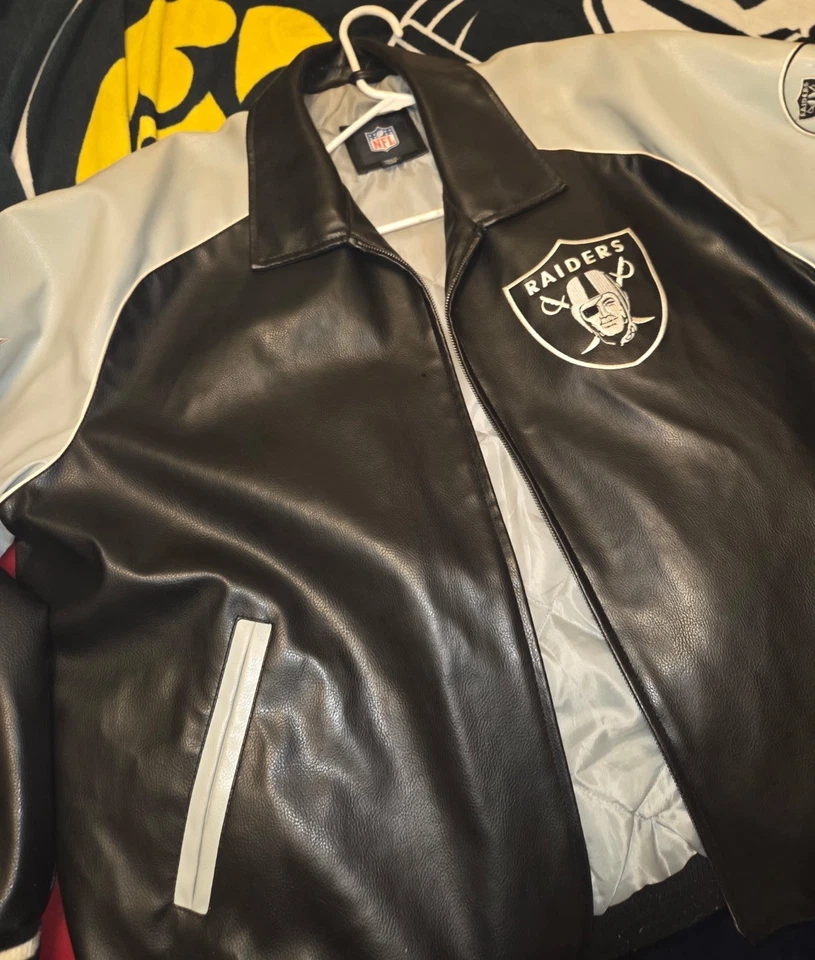Raiders NFL Genuine Leather Jacket XXL Black Silver – Zipper Needs Repair - Image 2 of 4