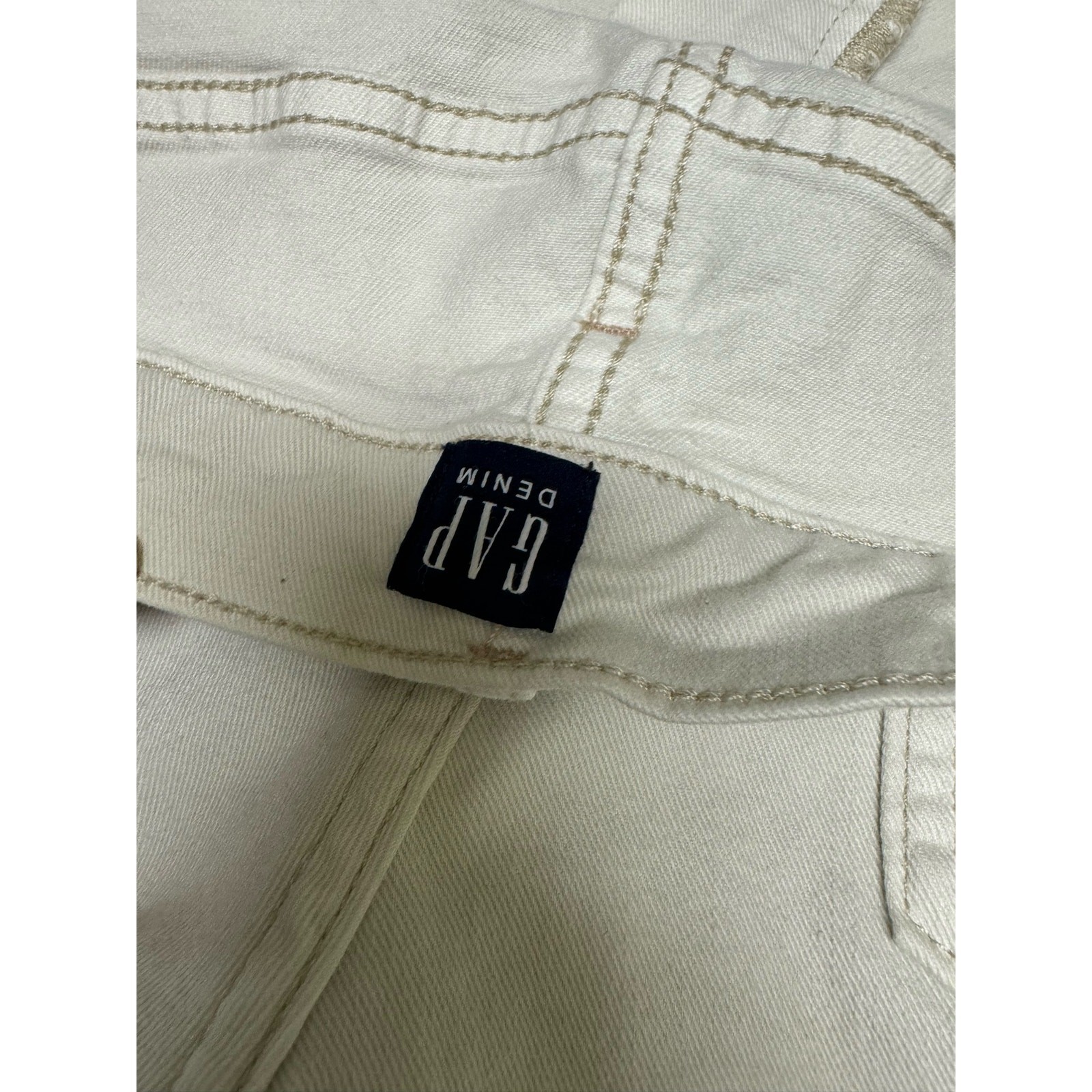 Gap Womens Shorts Sz 32 5" Off White Denim Raw Hem Distressed Bleached thumbnail 5