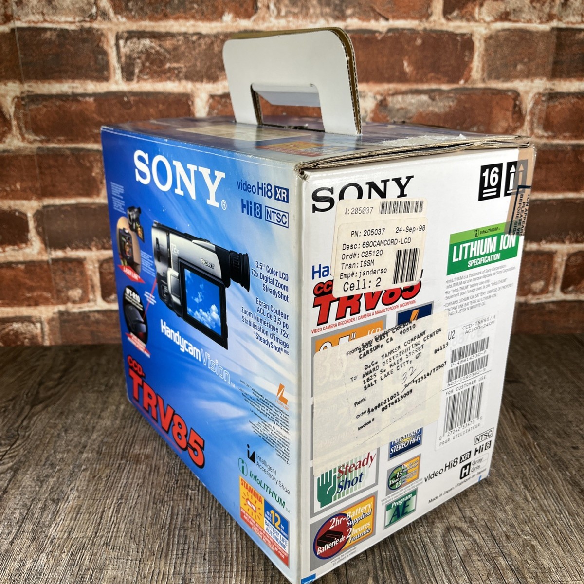 SONY　CCD-TRV85　Hi8　8mm　Handycam Box Only* Sony Handycam CCD-TRV85 Hi8 Hi-Fi Stereo Video Camcorder