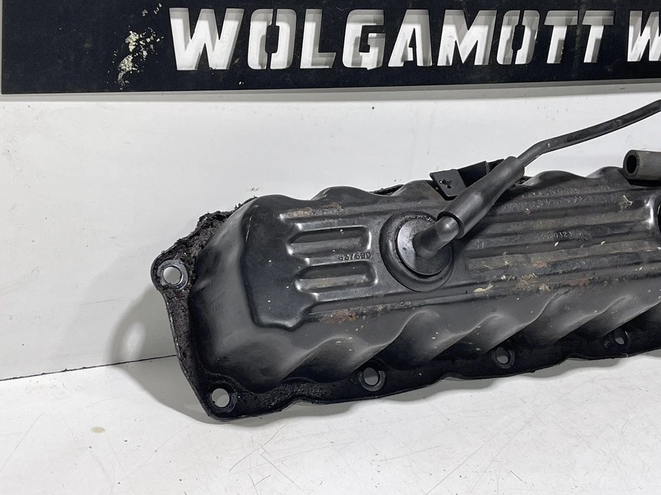 Jeep TJ Wrangler OEM 4.0L Valve Cover 1997-2006 CC 3GG - Image 2 of 4