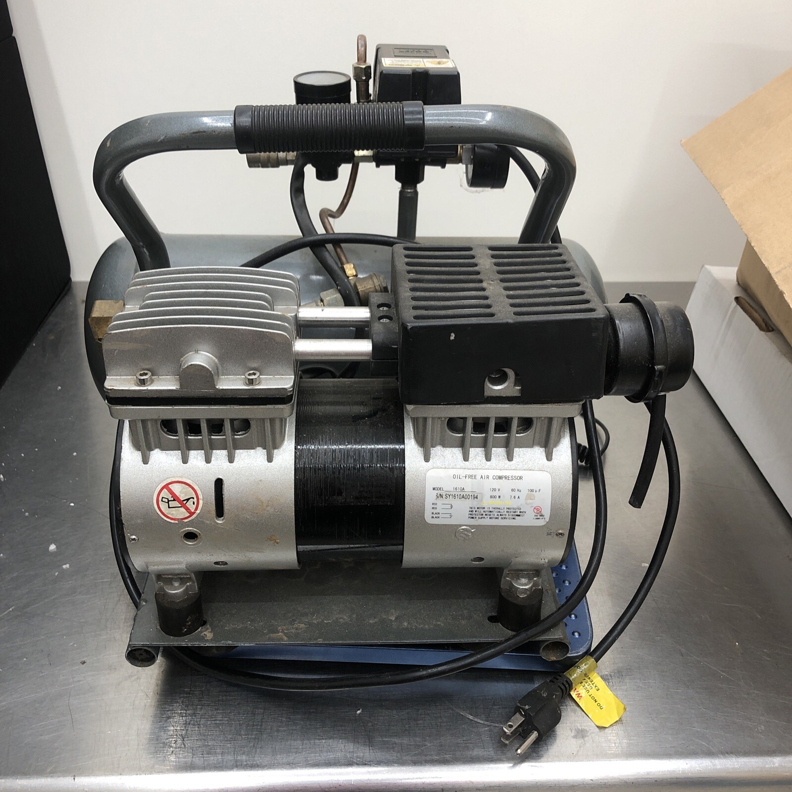 800w 2gal 1610a - Nos