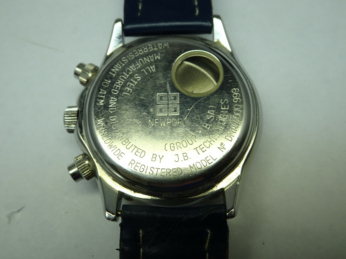 Givenchy Newport VALJOUX 7750 AUTOMATIC CHRONOGRAPH Givenchy Newport VALJOUX 7750 AUTOMATIC CHRONOGRAPH